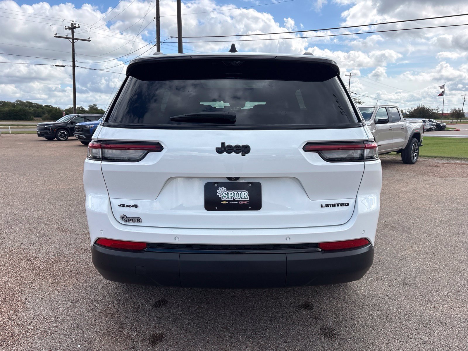 Used 2025 Jeep Grand Cherokee L Limited w/ Luxury Tech Group II AWD/4WD image 5