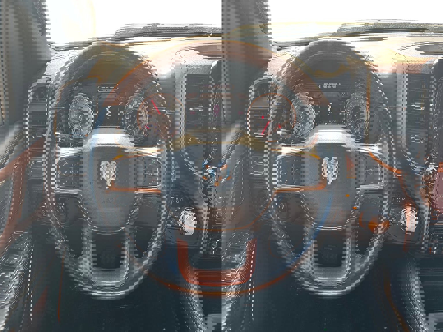 Used 2020 RAM 1500 Longhorn image 13