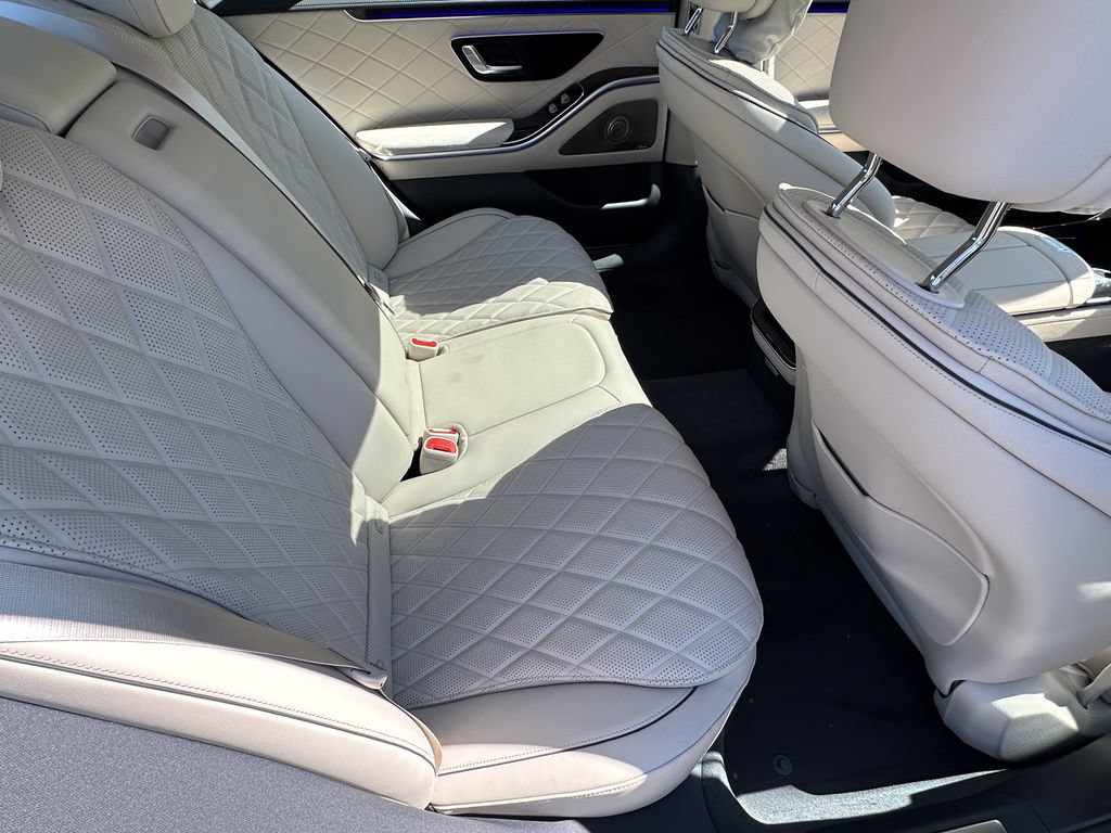 New 2026 Mercedes-Benz S 580e 4MATIC Sedan image 18