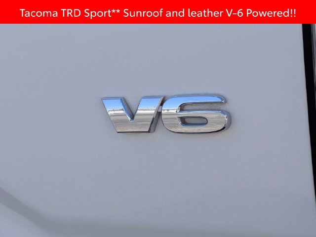 Used 2022 Toyota Tacoma TRD Sport w/ TRD Premium Sport Package RWD image 15