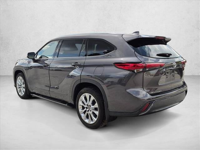 Used 2021 Toyota Highlander Limited AWD/4WD image 7