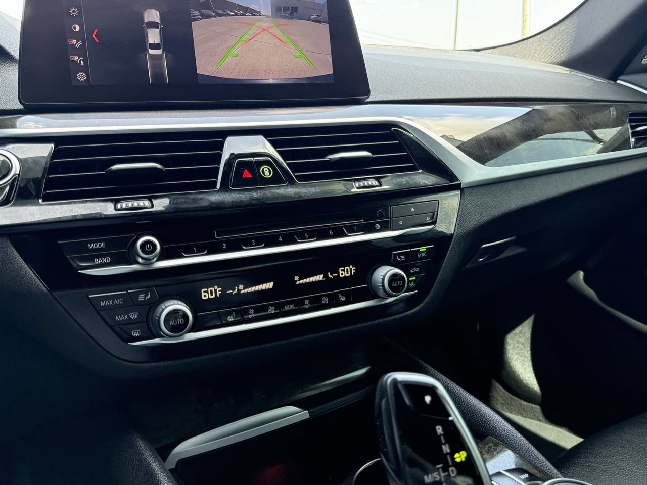Used 2019 BMW 540i w/ Convenience Package RWD image 16