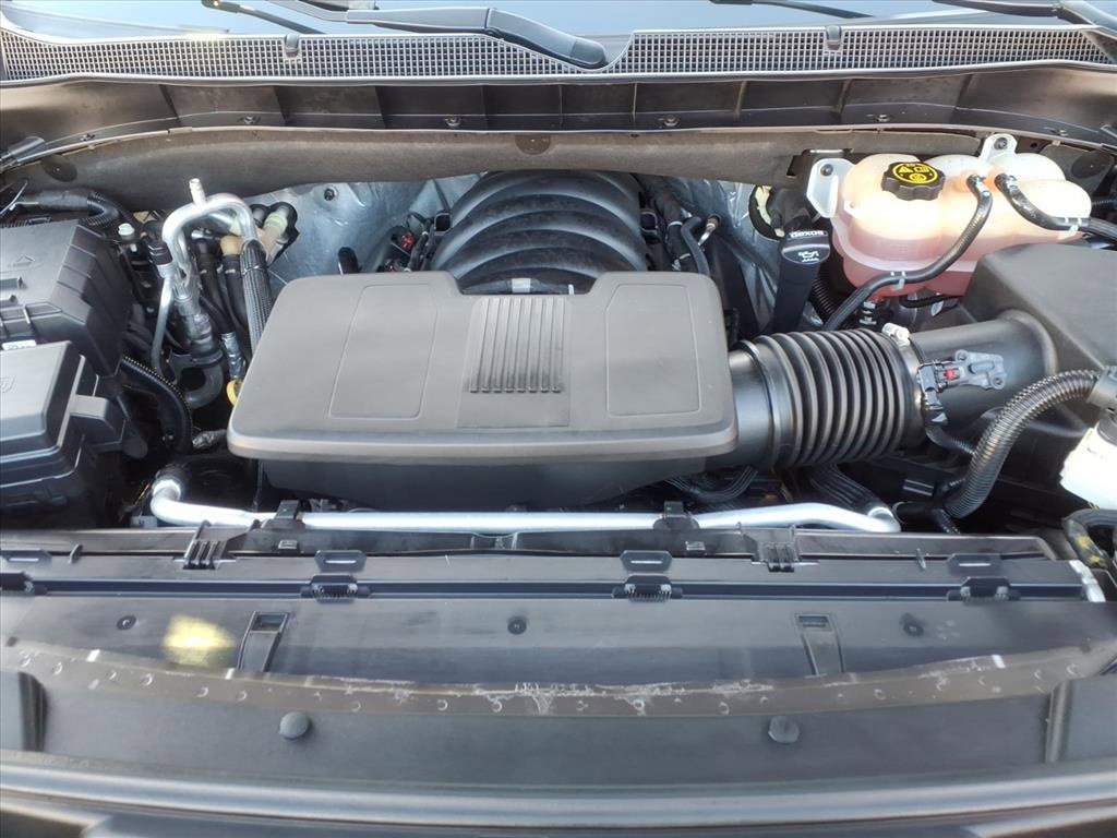 Used 2021 Chevrolet Suburban Premier image 31