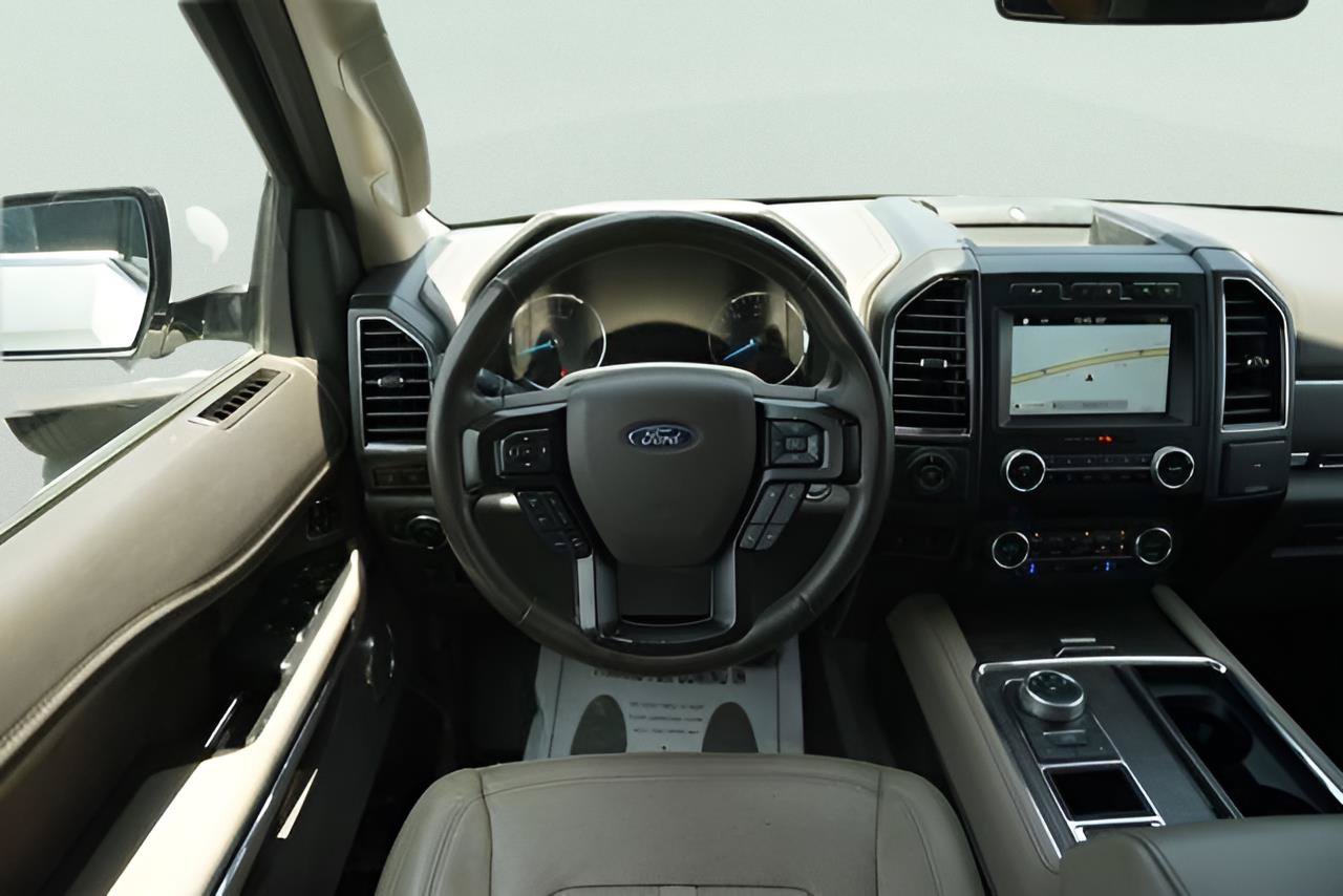 Used 2018 Ford Expedition Max Limited w/ Equipment Group 302A RWD image 24