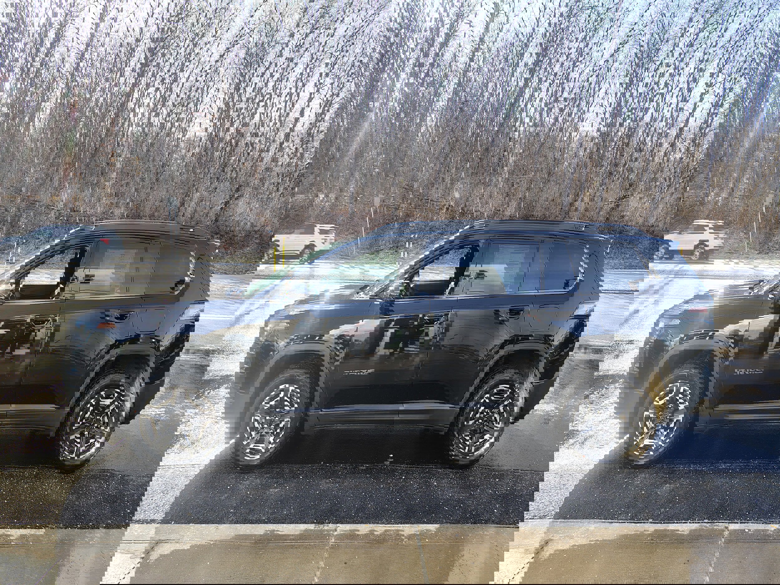 New 2026 Jeep Cherokee Limited image 6