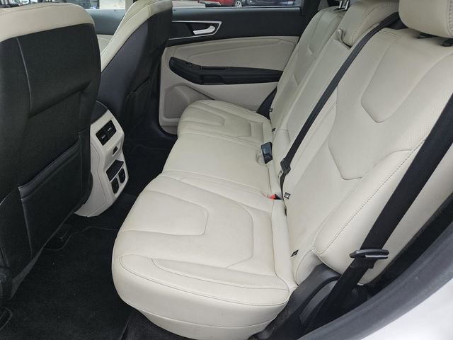 Used 2018 Ford Edge Titanium w/ Equipment Group 301A FWD image 32