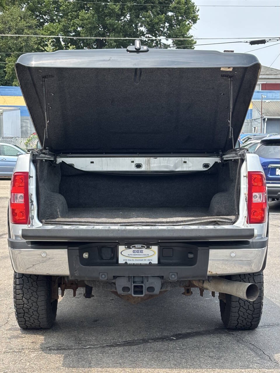 Used 2012 Chevrolet Silverado 2500 LTZ w/ LTZ Plus Package AWD/4WD image 9