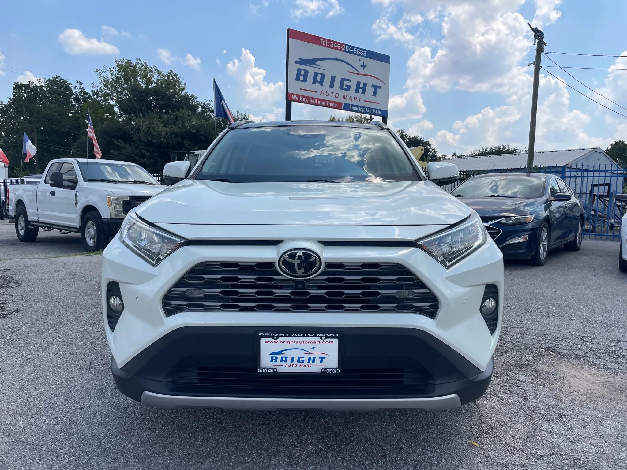 Used 2019 Toyota RAV4 Limited w/ Advanced Technology Package FWD image 1