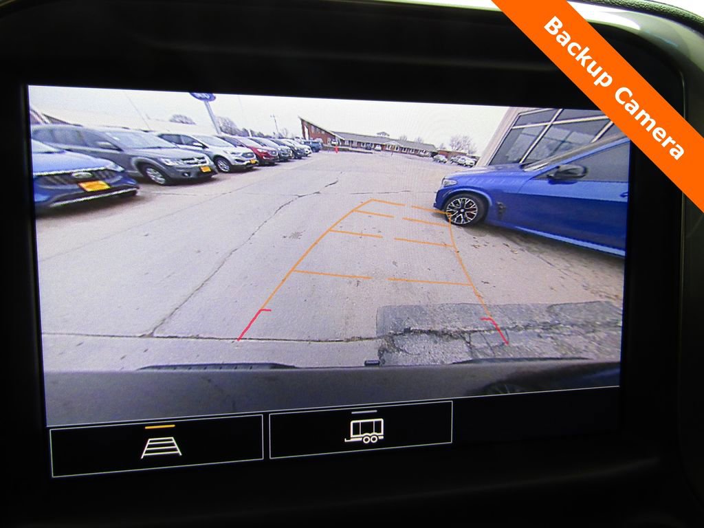 Used 2021 Chevrolet Silverado 1500 LT Trail Boss w/ Convenience Package II image 16