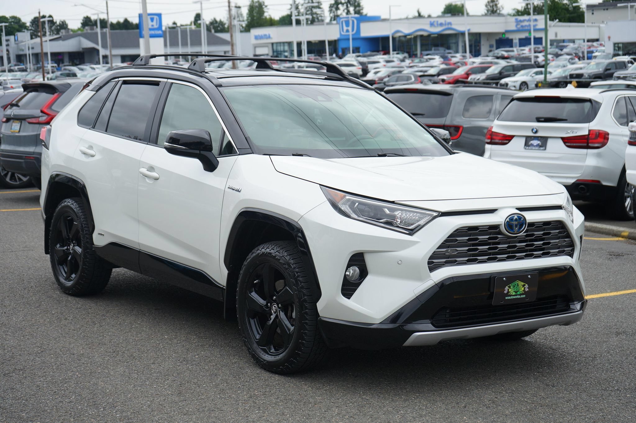 Used 2019 Toyota RAV4 XSE AWD/4WD image 7