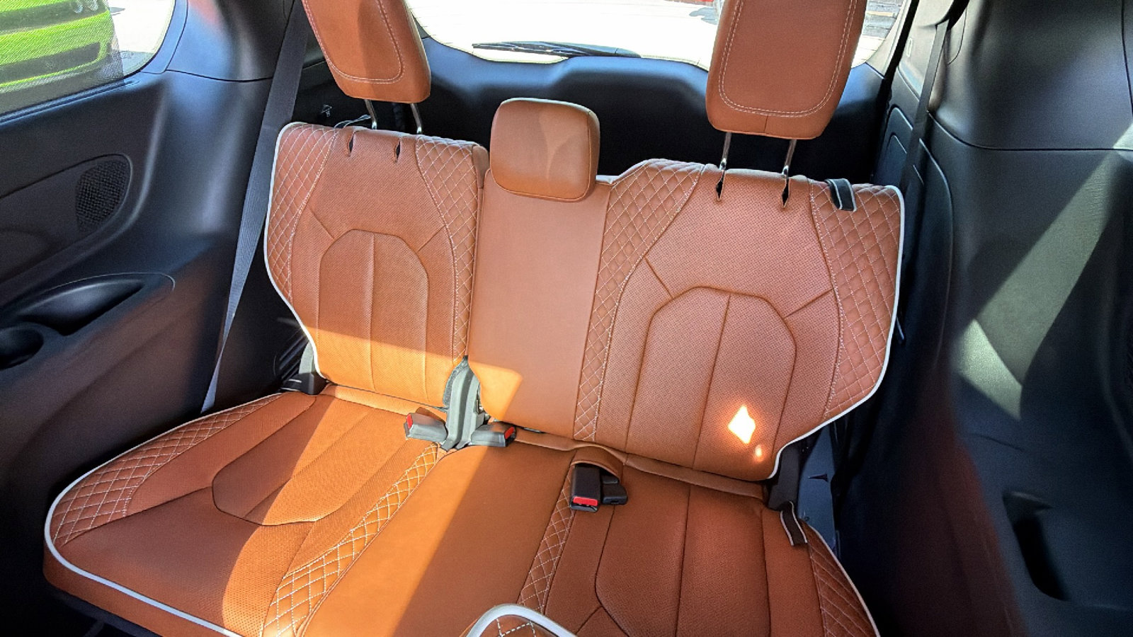 Used 2026 Chrysler Pacifica Pinnacle FWD image 25