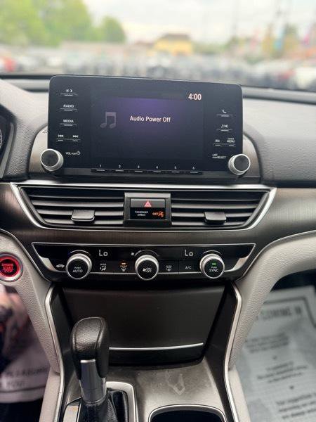 Used 2018 Honda Accord LX image 18