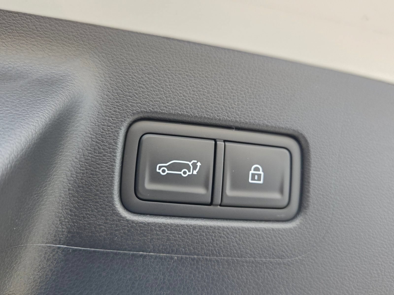 New 2026 Hyundai Santa Fe Calligraphy FWD image 13