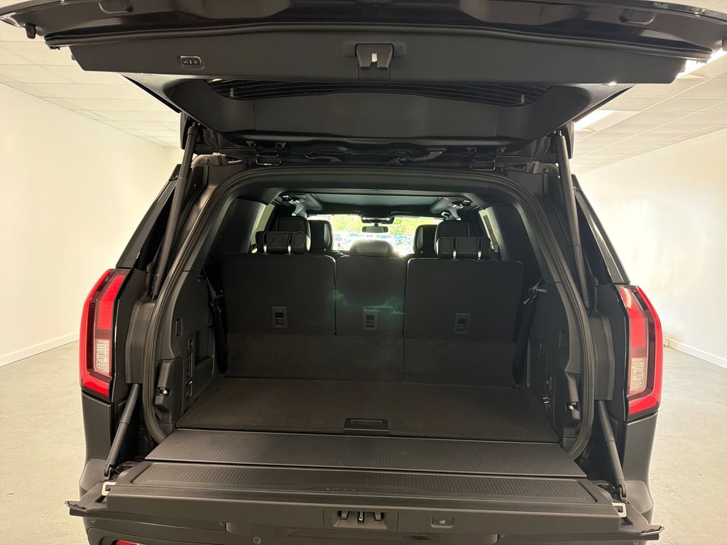 New 2027 Ford Expedition Platinum w/ Stealth Performance Package AWD/4WD image 8