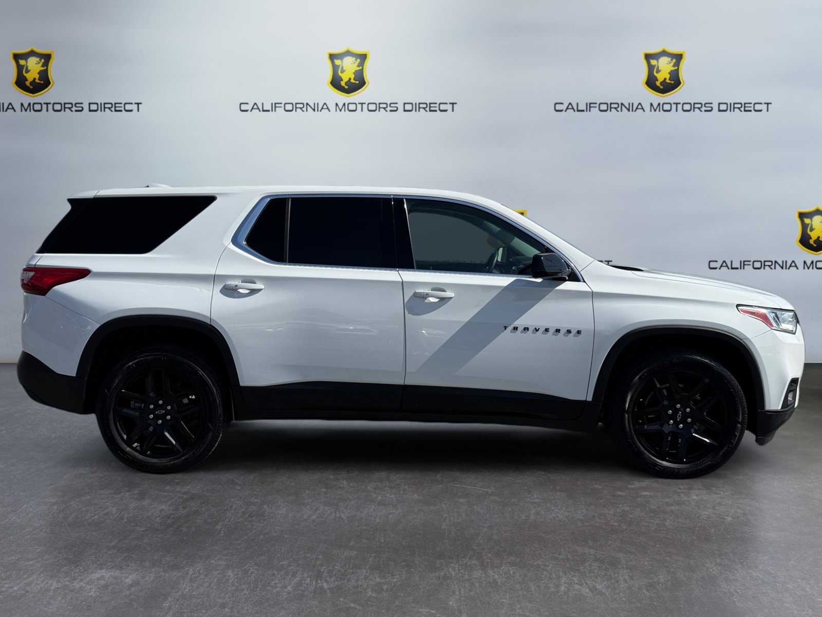 Used 2020 Chevrolet Traverse LS w/ LPO, Blackout Package FWD image 6