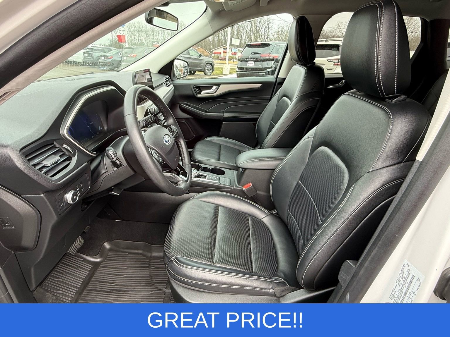 Used 2022 Ford Escape SEL w/ Technology Package image 17