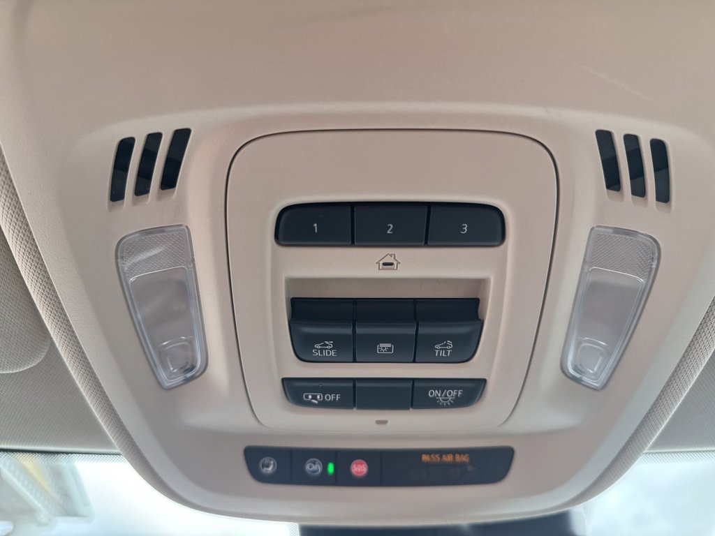 Used 2021 Buick Envision Avenir image 44