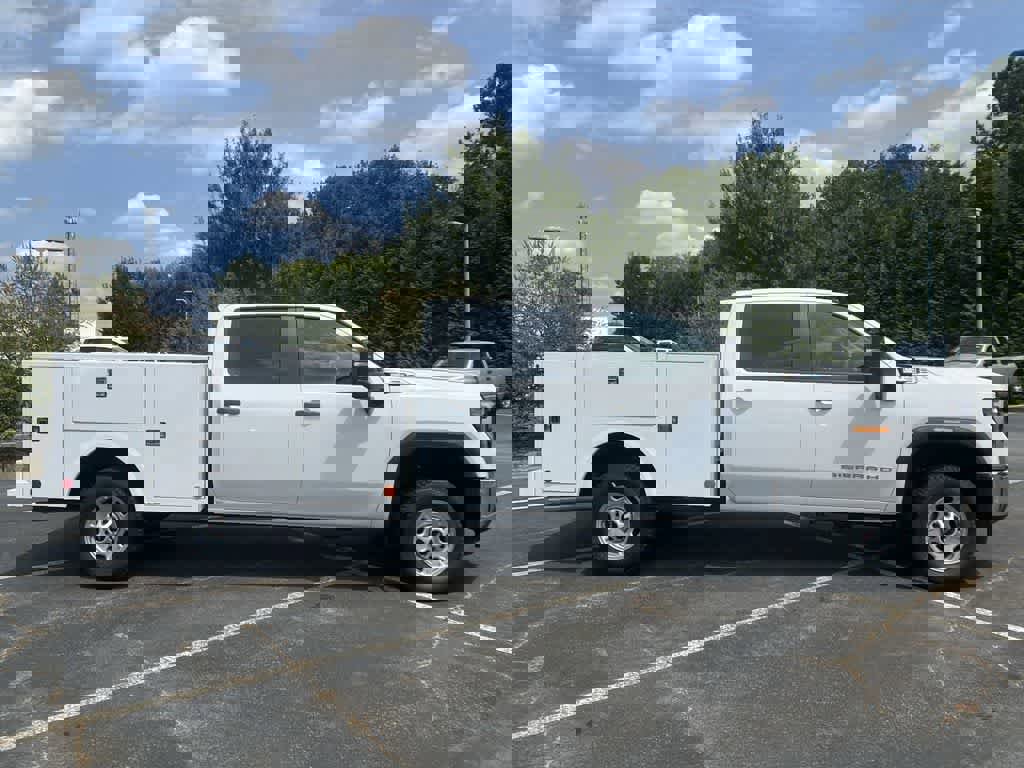 New 2024 GMC Sierra 2500 Pro w/ Convenience Package image 7