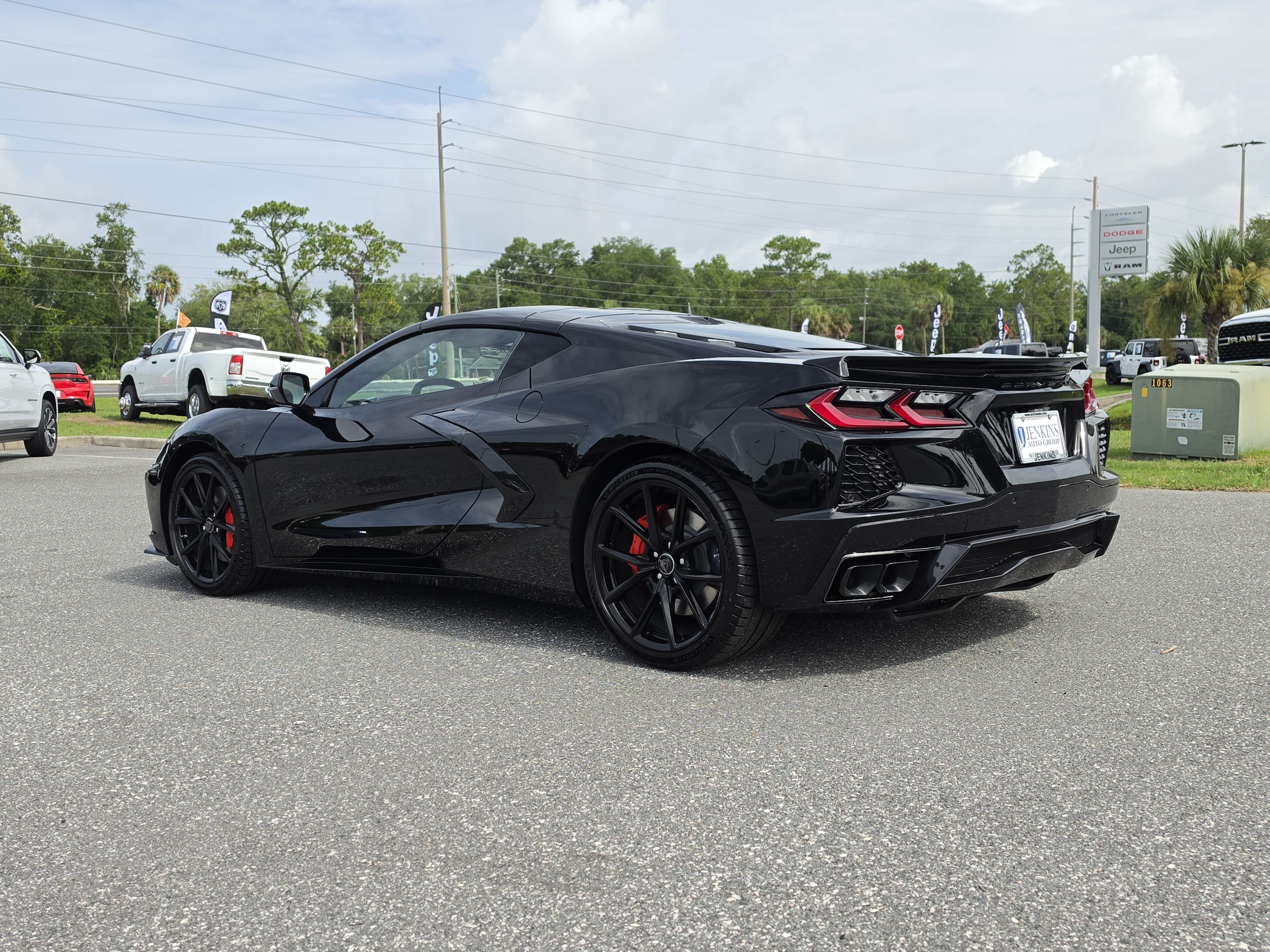 New 2027 Chevrolet Corvette Stingray Coupe w/ Z51 Performance Package RWD image 7