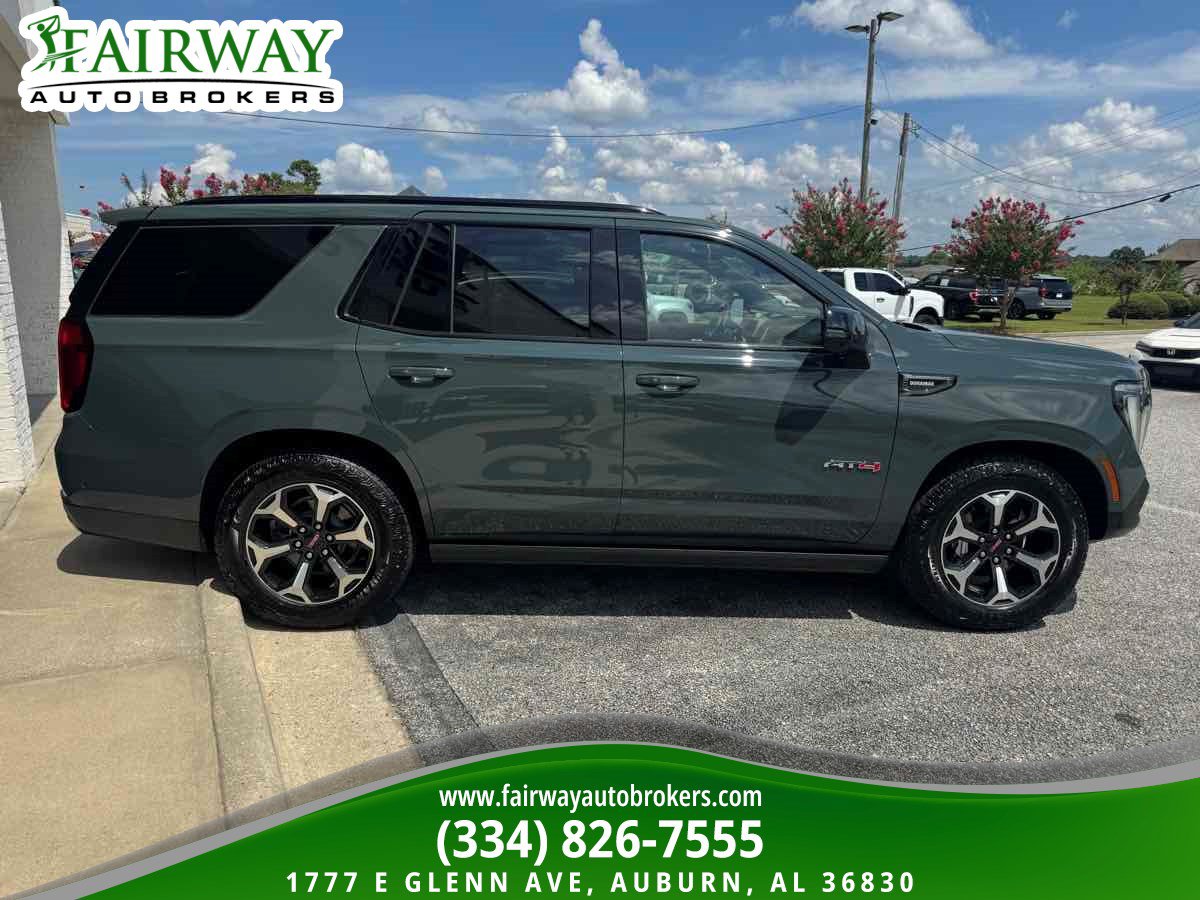 Used 2026 GMC Yukon AT4 w/ AT4 Premium Plus Package AWD/4WD image 5