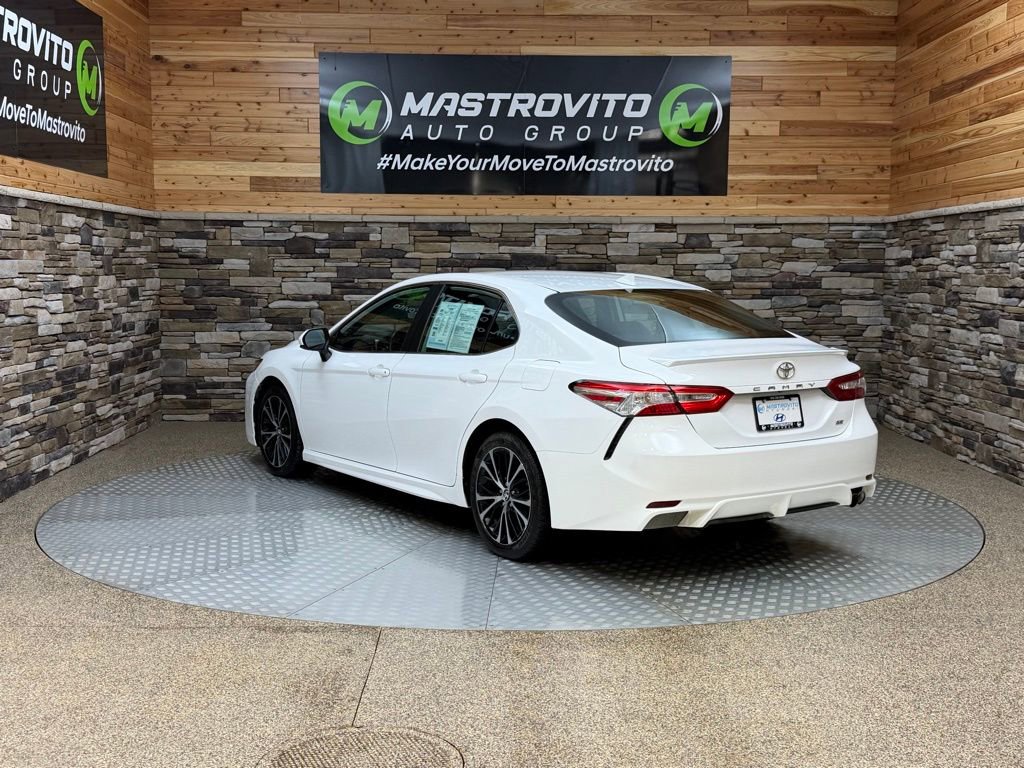 Used 2020 Toyota Camry SE image 7