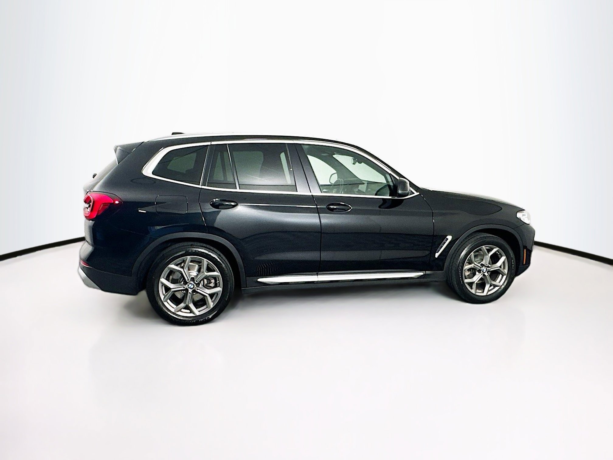 Used 2022 BMW X3 xDrive30i w/ Premium Package image 10