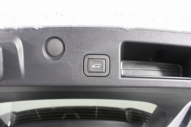 New 2026 GMC Terrain AT4 w/ Convenience Package III image 23