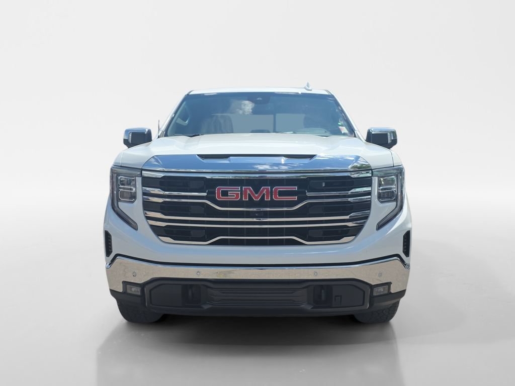 Used 2024 GMC Sierra 1500 SLT w/ SLT Premium Plus Package AWD/4WD image 9
