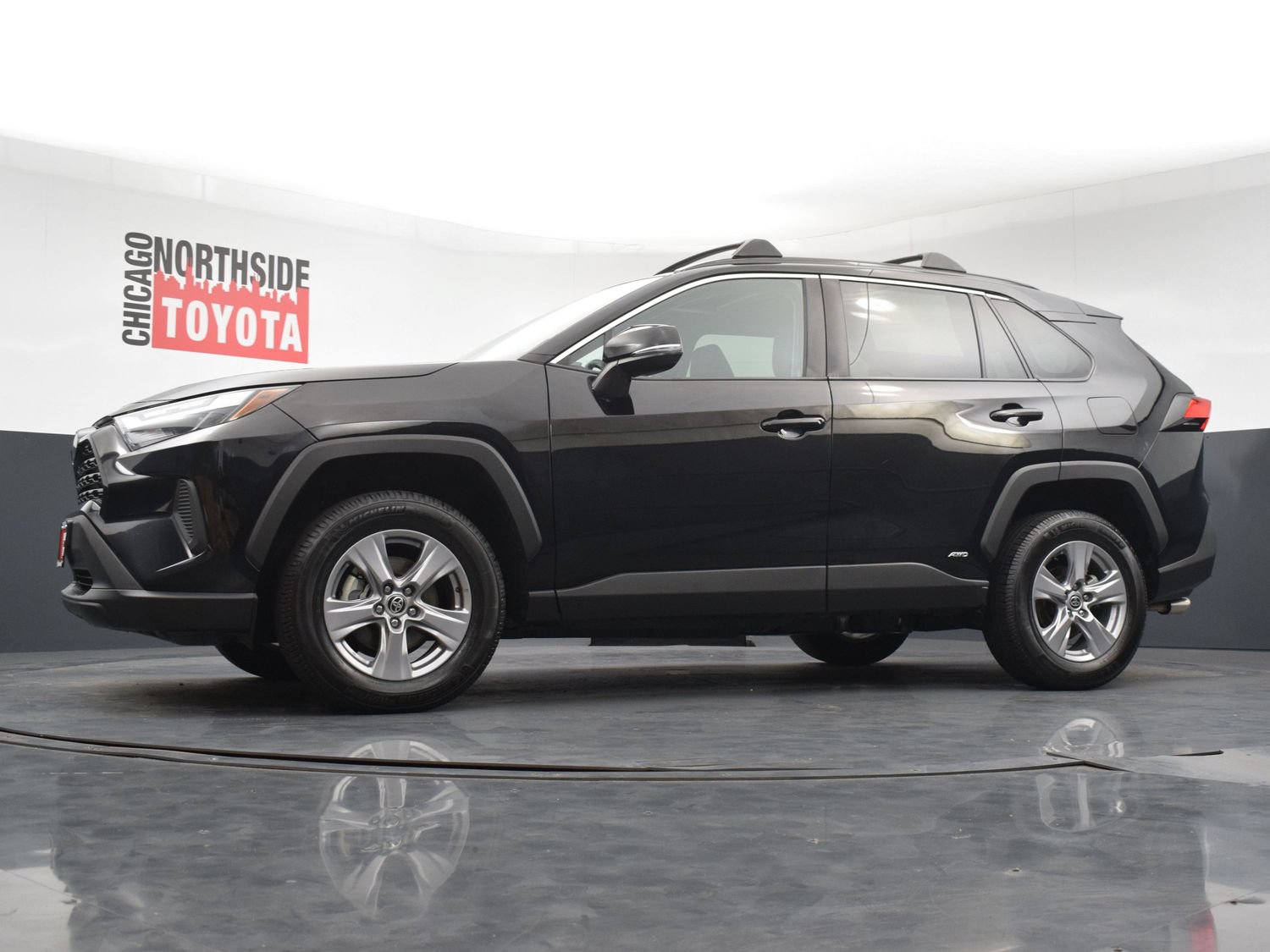 Used 2022 Toyota RAV4 XLE w/ Convenience Package AWD/4WD image 26