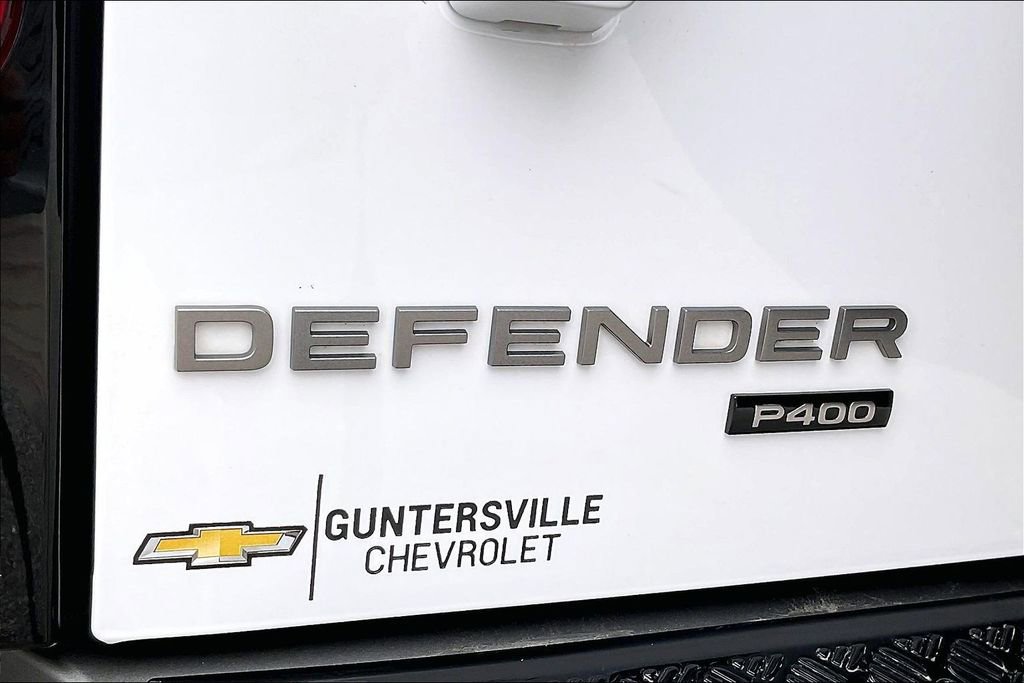 Used 2023 Land Rover Defender 110 X-Dynamic SE image 7