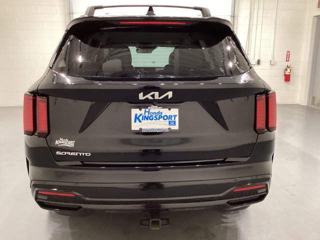Used 2023 Kia Sorento EX FWD image 6