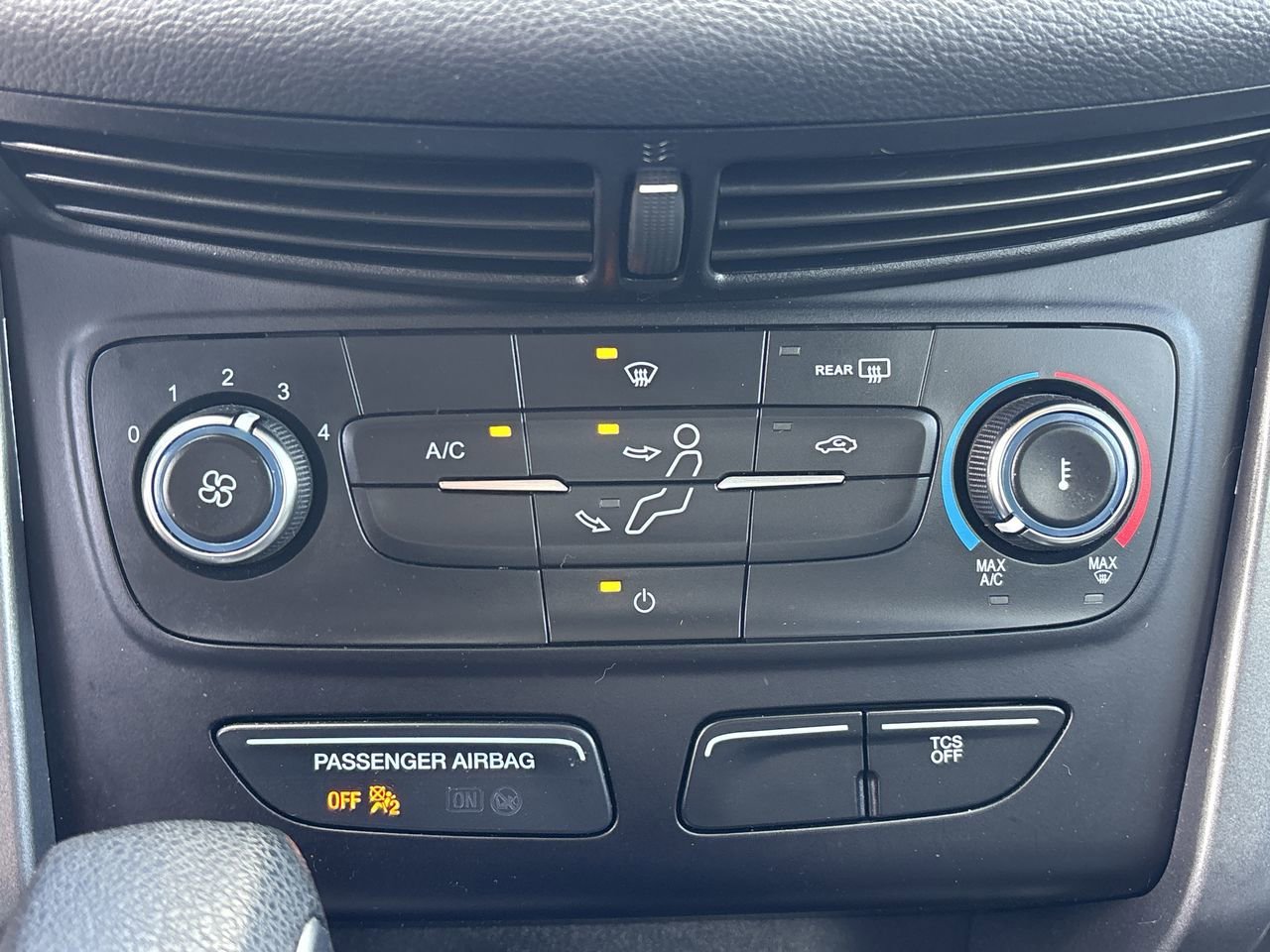 Used 2018 Ford Escape S image 21