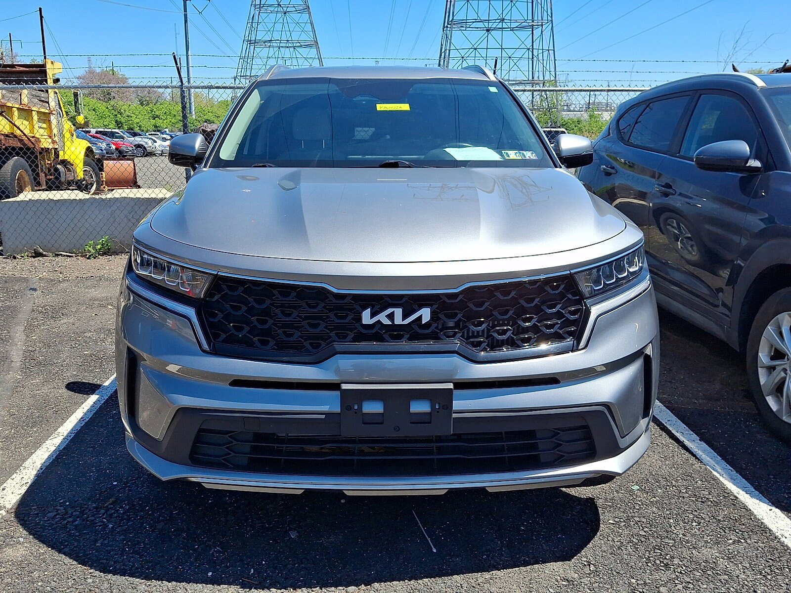 Used 2022 Kia Sorento S AWD/4WD image 2