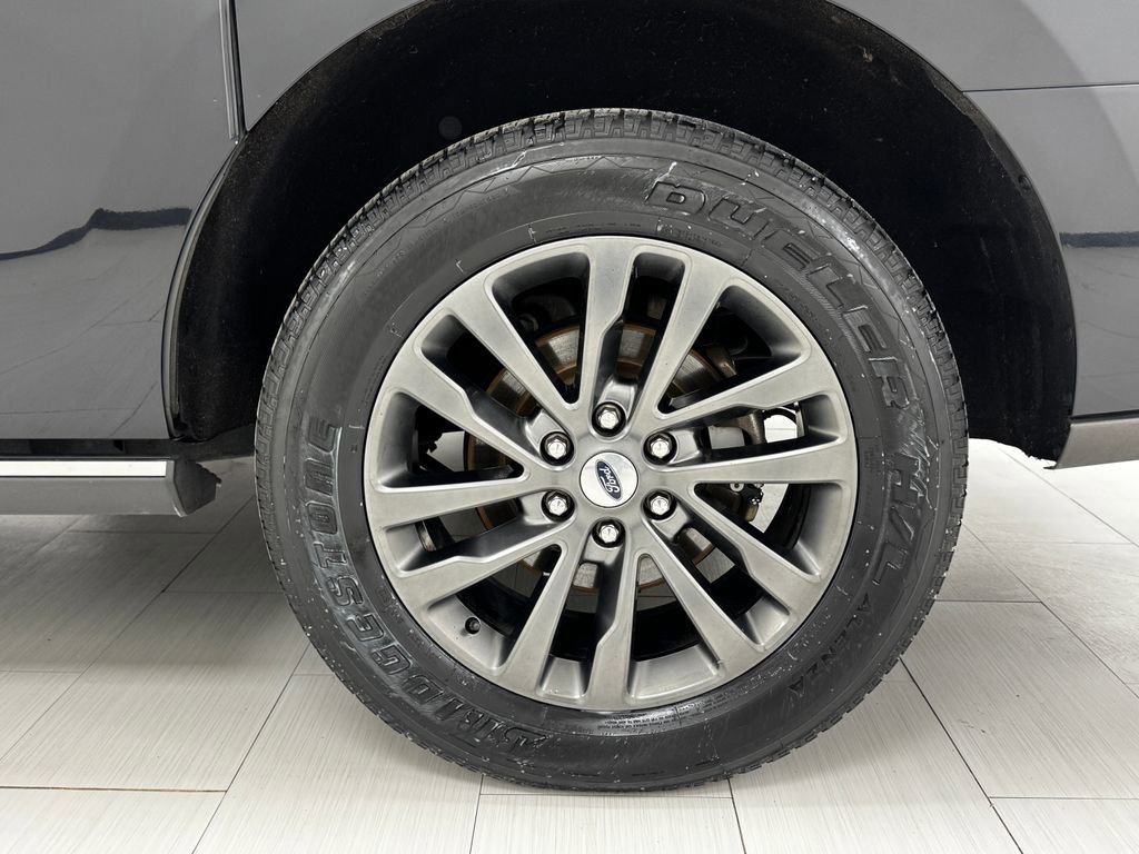 Used 2021 Ford Expedition Max Limited image 37