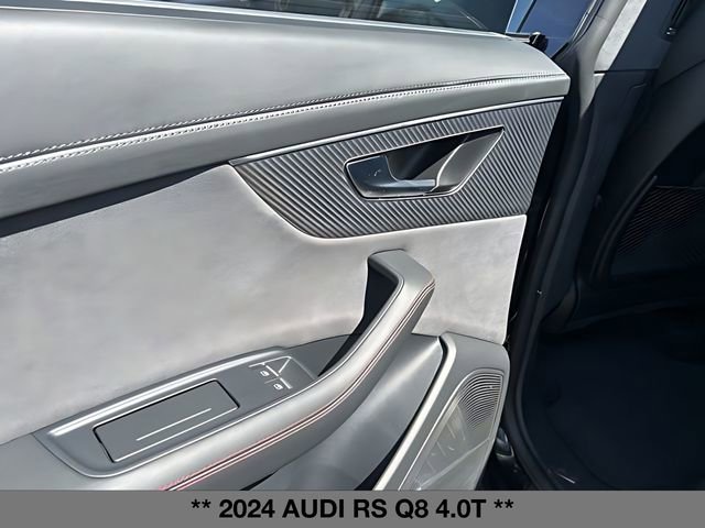 Used 2024 Audi RS Q8 image 23