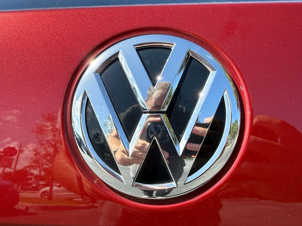Used 2018 Volkswagen Passat 2.0T S FWD image 34