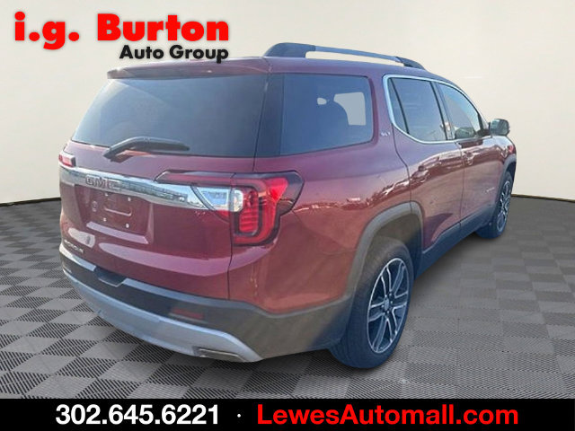Used 2023 GMC Acadia SLT w/ Technology Package FWD image 3