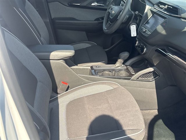 Certified 2023 Chevrolet TrailBlazer LS FWD image 25