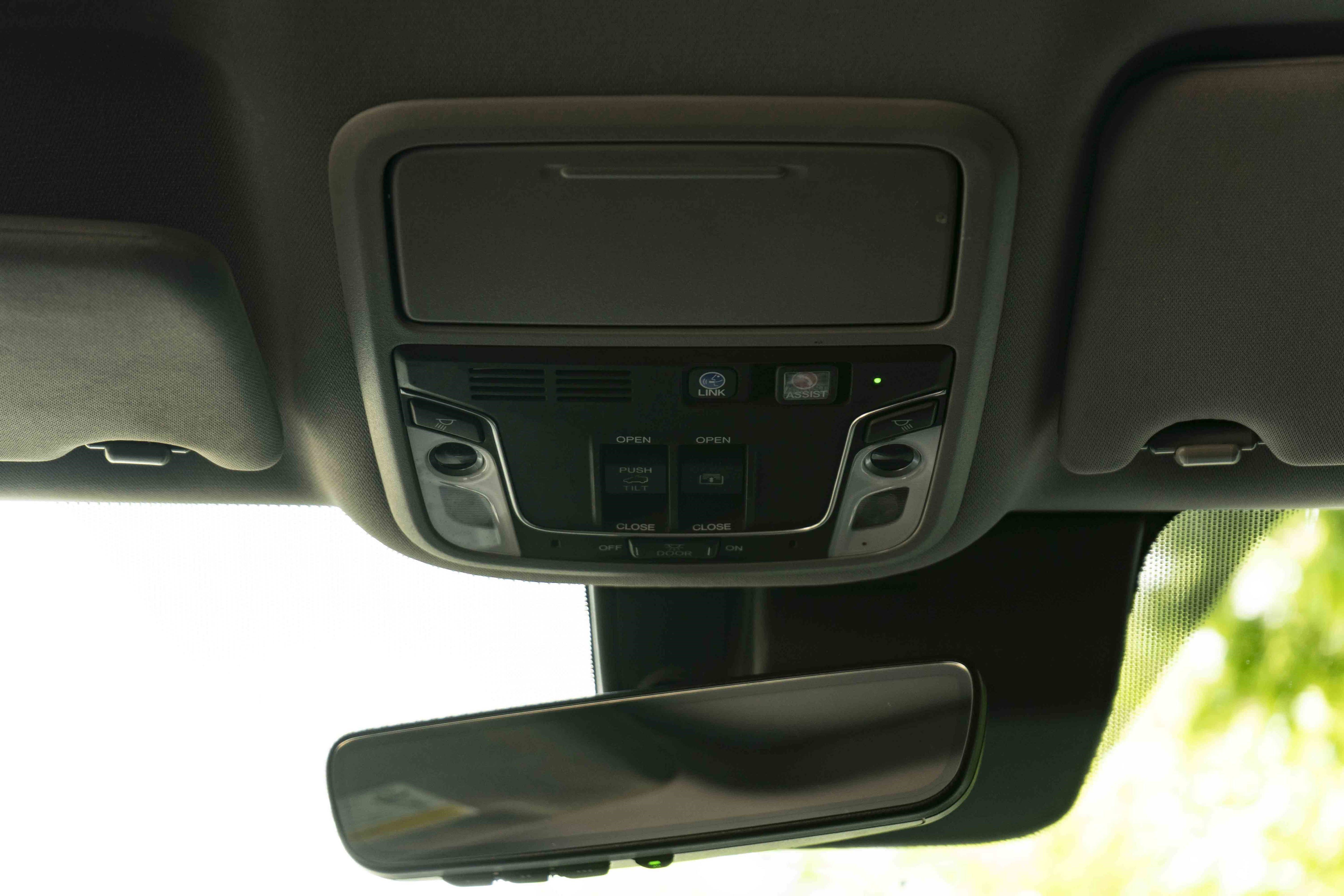 Used 2020 Honda Pilot Elite image 36