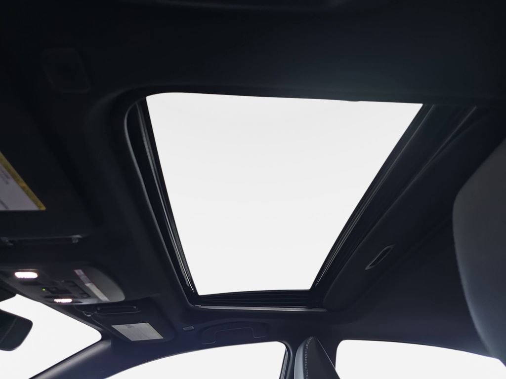 Used 2026 Toyota Camry SE image 28