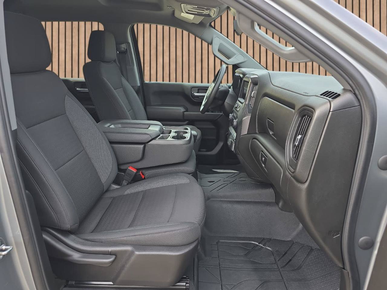 Used 2023 Chevrolet Silverado 1500 Custom AWD/4WD image 22