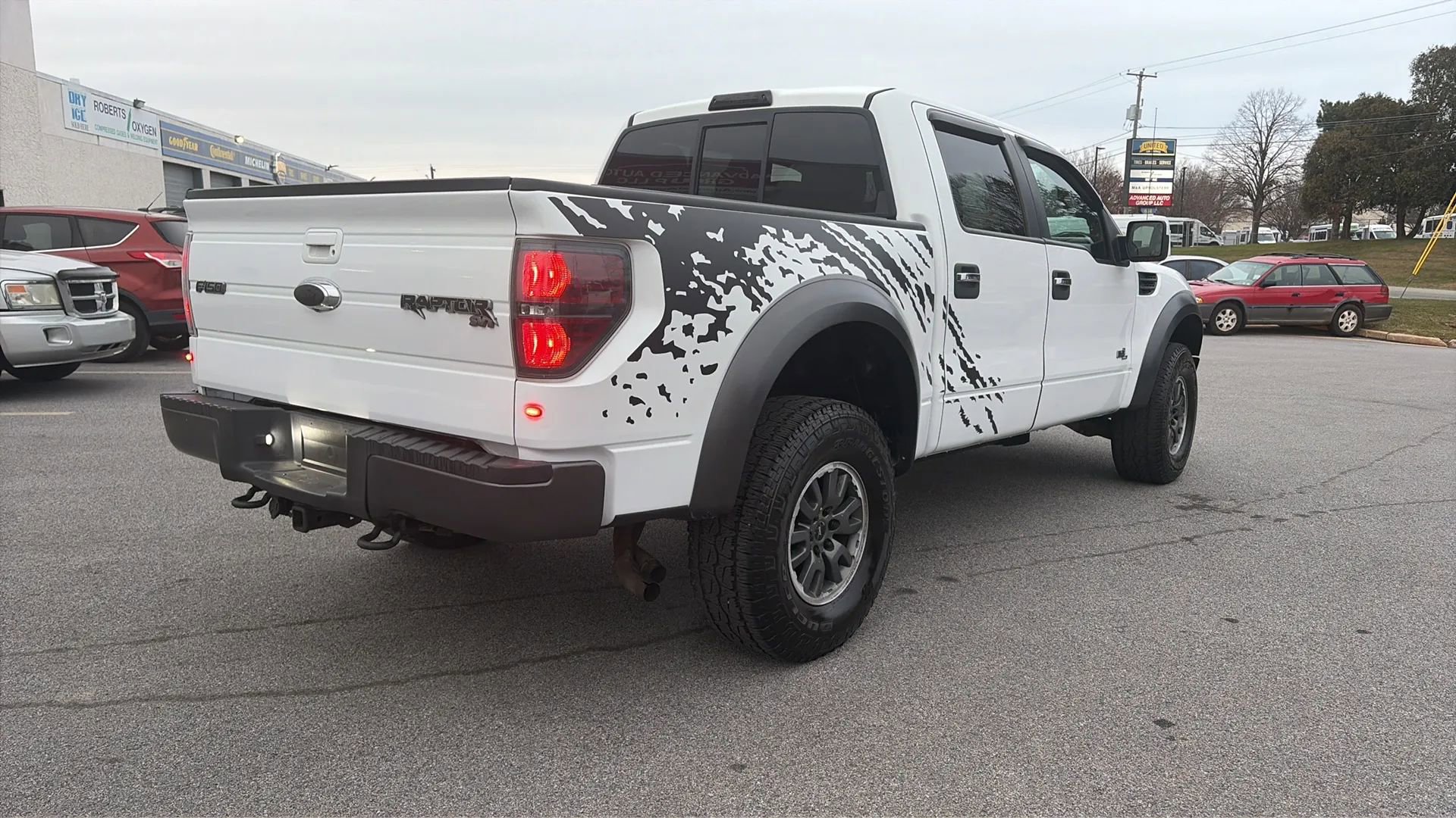 Used 2011 Ford F150 Raptor w/ Raptor Luxury Pkg image 4