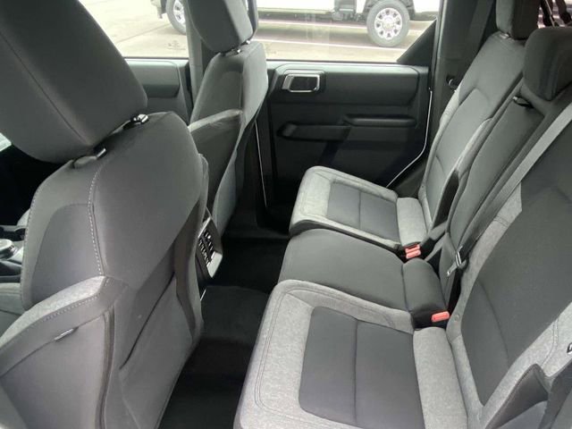 New 2025 Ford Bronco 4-Door image 5