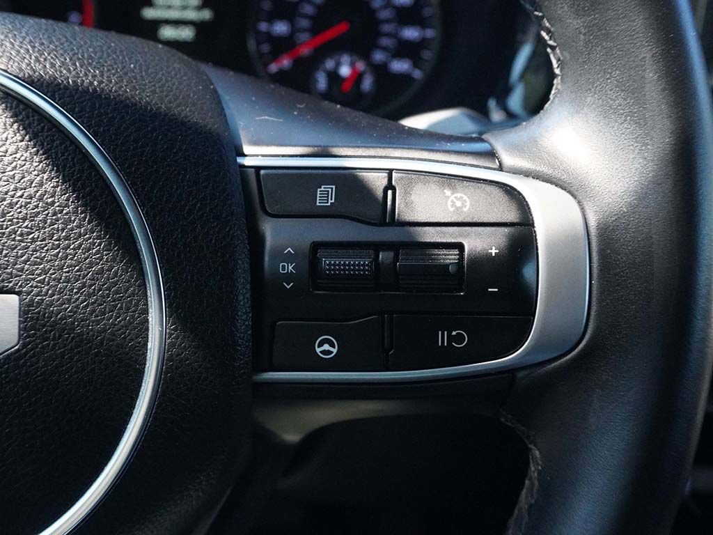 Used 2022 Kia K5 GT-Line image 38