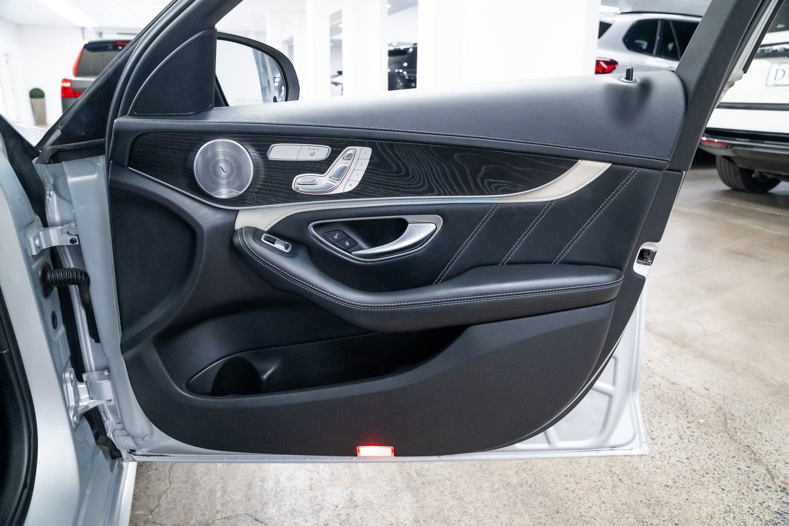 Used 2016 Mercedes-Benz C 63 AMG S image 25