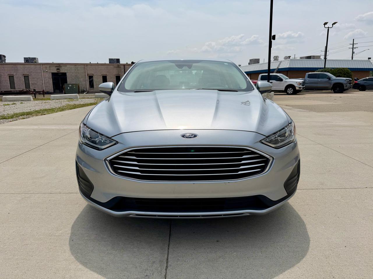 Used 2020 Ford Fusion SE FWD image 4