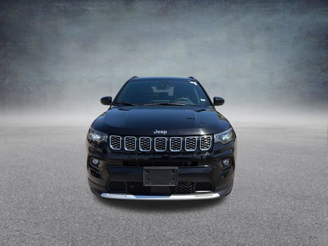 Used 2025 Jeep Compass Limited image 14