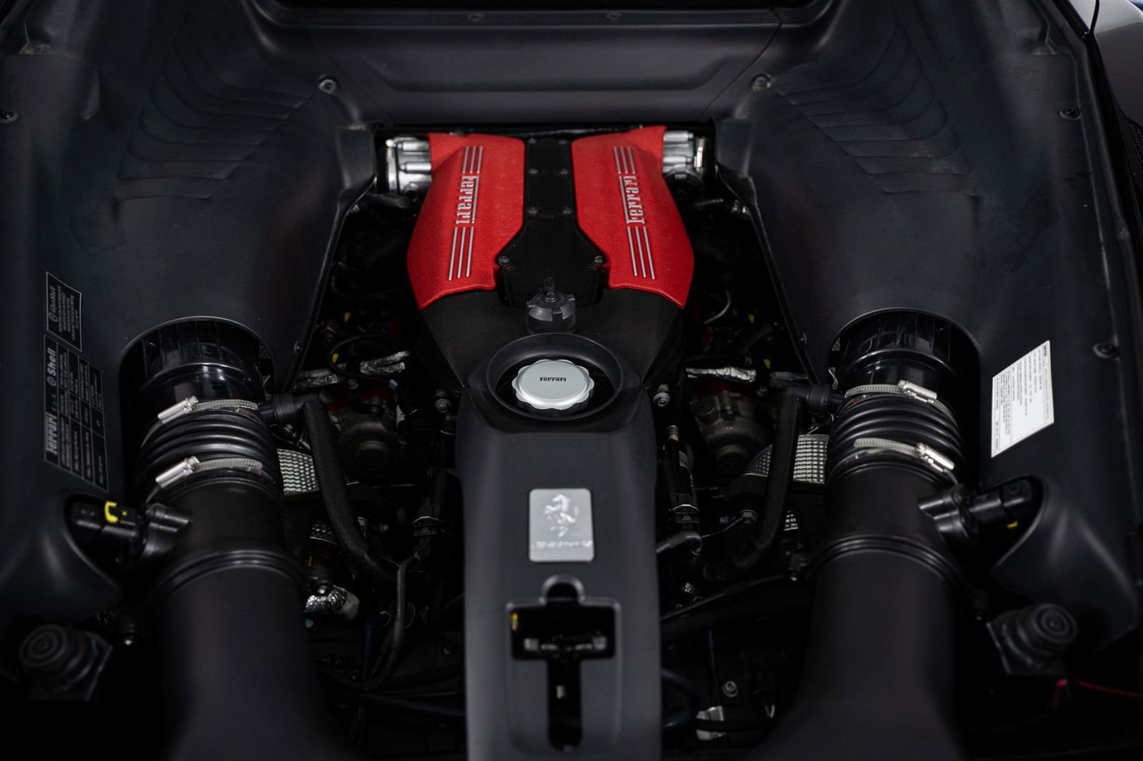 Certified 2019 Ferrari 488 GTB RWD image 34