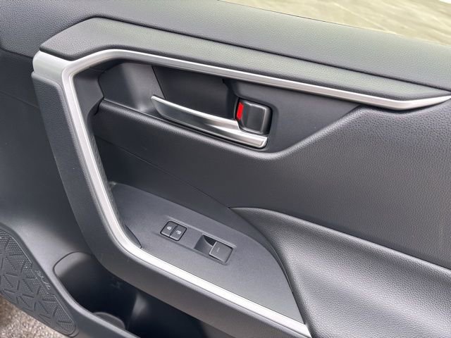 Used 2023 Toyota RAV4 XLE Premium image 11