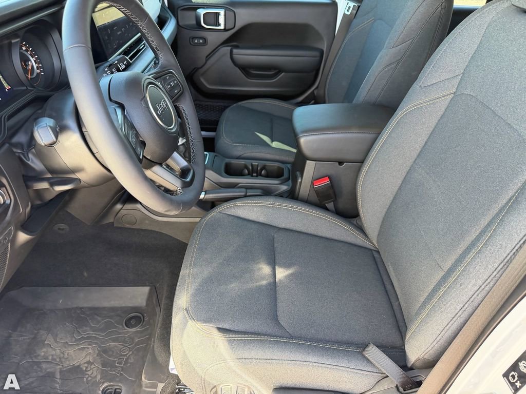 Used 2025 Jeep Wrangler Sport S image 16